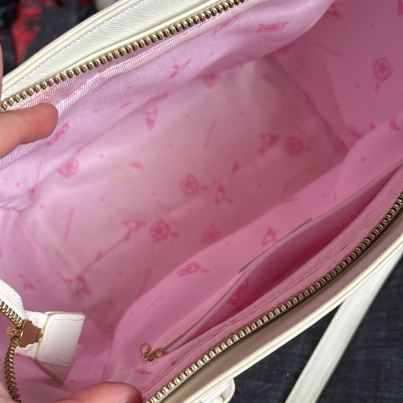 RARE Samantha Vega Cardcaptor Sakura Flutter Large Tote with Crossbody Strap - Picture 3 of 4